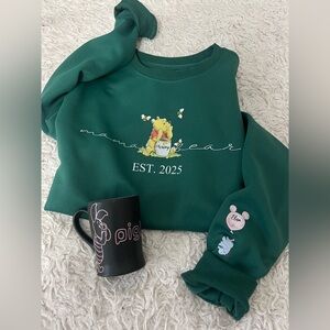 Winnie the Pooh Mama Bear Sweatshirt & Piglet Disney Mug